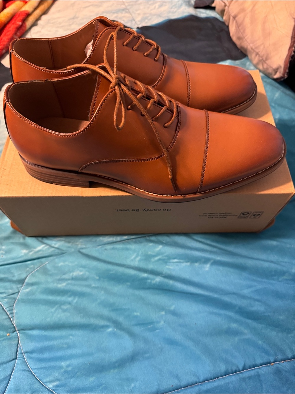 Luckyway brown cap-toe oxford dress shoes. Men’s Size US 9